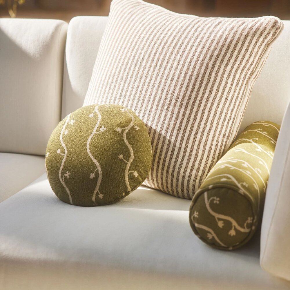 Lulu & Georgia Satu Indoor / Outdoor Pillow
